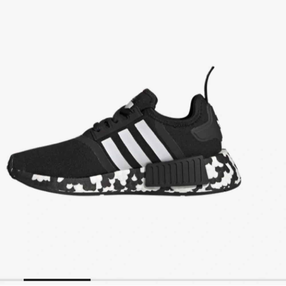 Adidas Originals NMD R1 Casual Shoes (Boys)